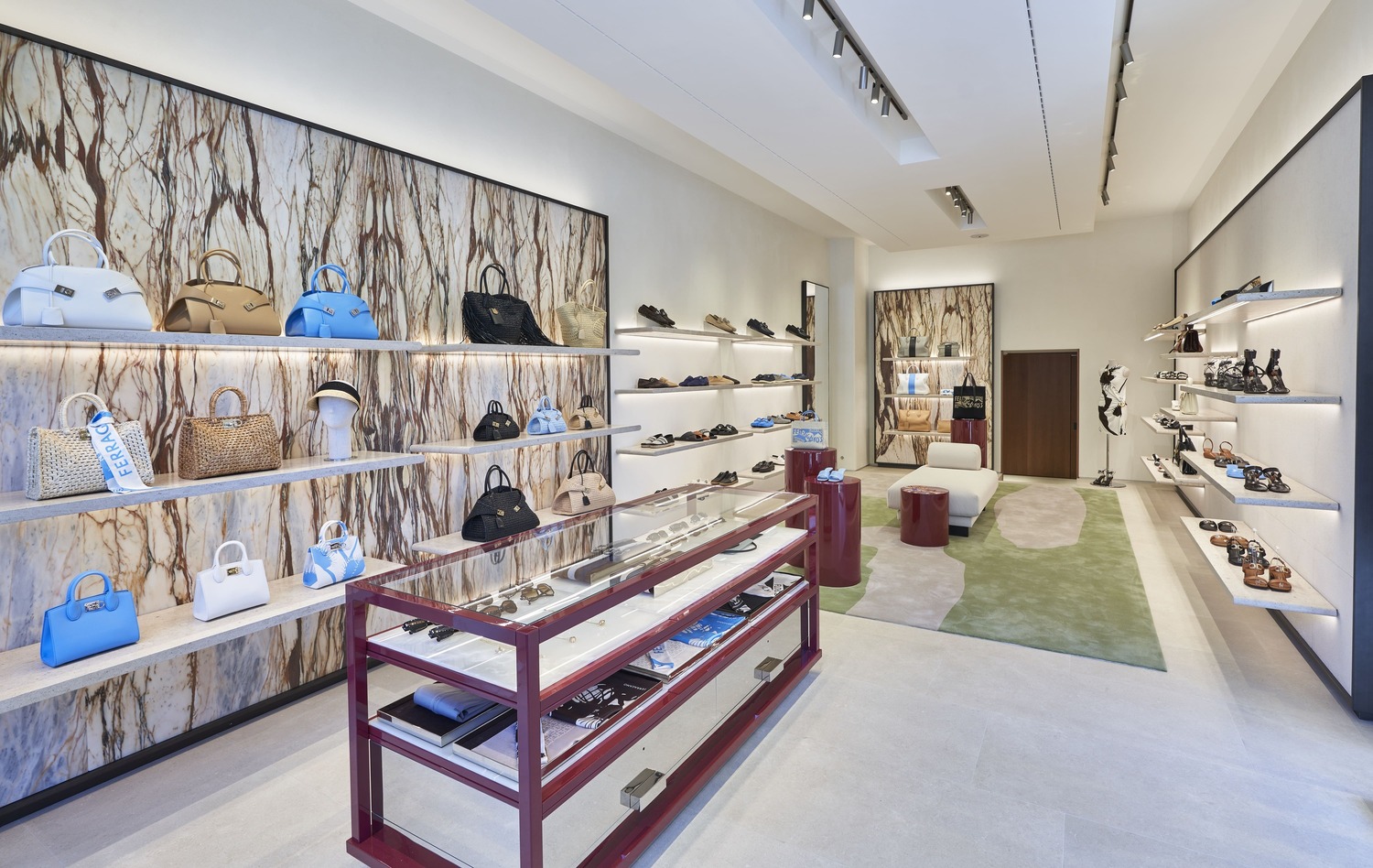 Ferragamo apre una boutique a Forte dei Marmi